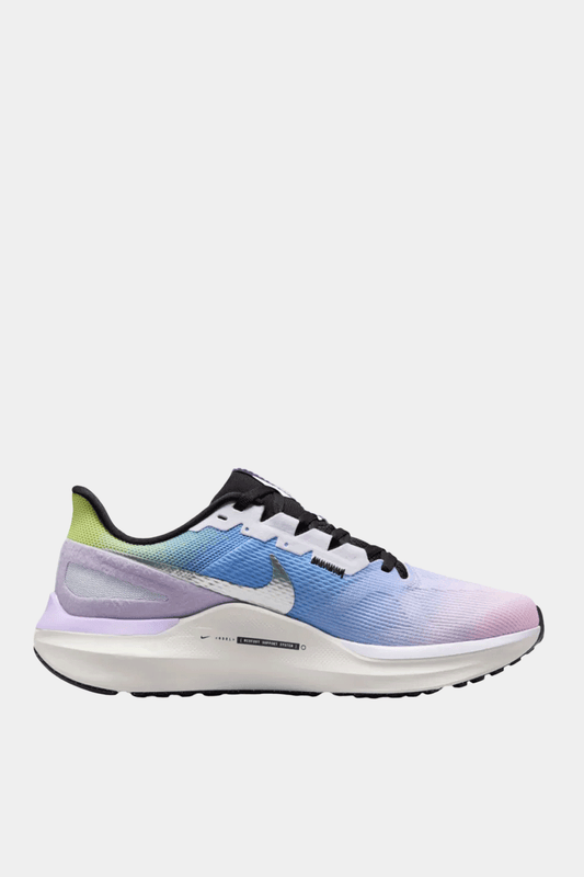Nike - Structure 25 SE