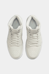 Nike - Air Jordan 1 Mid