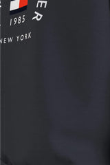 Tommy Hilfiger - Long-Sleeved Sweatshirt With Logo