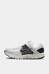 Nike - Zoom Vomero 5