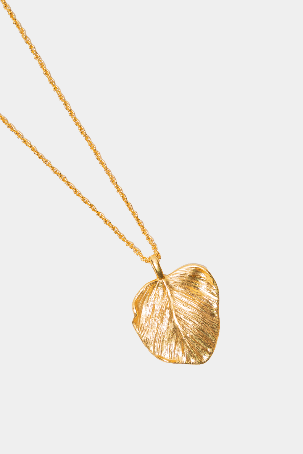 Dikochi - Gold Linden Leaf Pendant Necklace