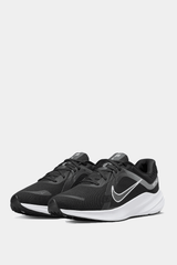 Nike - Quest 5