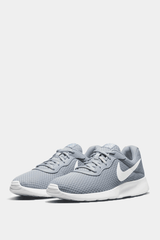 Nike - Tanjun