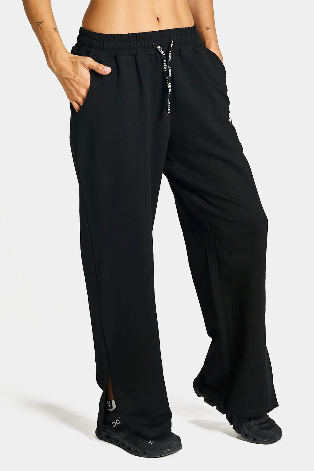 Rzist - Never Settle Women's Flared Joggers