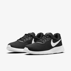 Nike - Tanjun