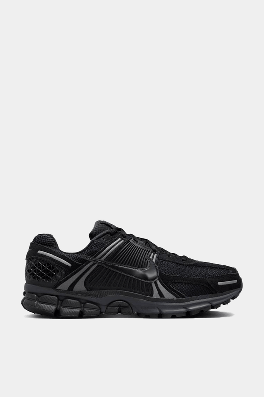 Nike -  Zoom Vomero 5